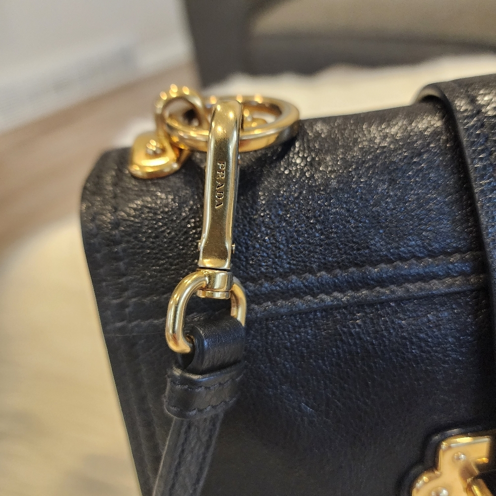 Prada Cahier Black Leather Bag! - Picture 2 of 10